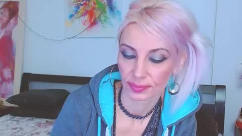 Snapshot of lillianasara chatting on 5, 2, 2025 Lara online show from 5, 2, 2025