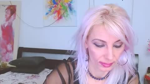 Snapshot of lillianasara chatting on 6, 2, 2025 Lara online show from 6, 2, 2025