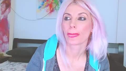 Snapshot of lillianasara chatting on 13, 2, 2025 Lara online show from 13, 2, 2025