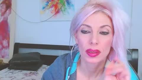 Snapshot of lillianasara chatting on 13, 2, 2025 Lara online show from 13, 2, 2025