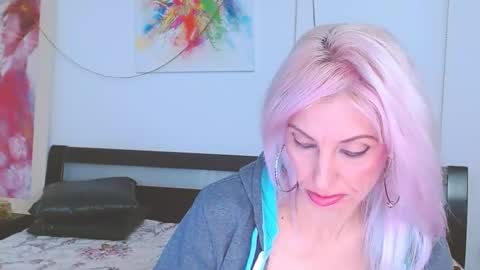 Snapshot of lillianasara chatting on 13, 2, 2025 Lara online show from 13, 2, 2025