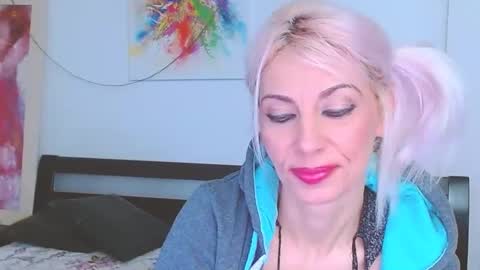 Snapshot of lillianasara chatting on 16, 2, 2025 Lara online show from 16, 2, 2025