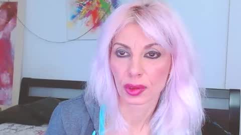 Snapshot of lillianasara chatting on 19, 2, 2025 Lara online show from 19, 2, 2025