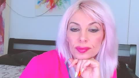 Snapshot of lillianasara chatting on 21, 2, 2025 Lara online show from 21, 2, 2025