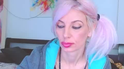 Snapshot of lillianasara chatting on 25, 2, 2025 Lara online show from 25, 2, 2025