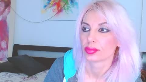 Snapshot of lillianasara chatting on 1, 3, 2025 Lara online show from 1, 3, 2025