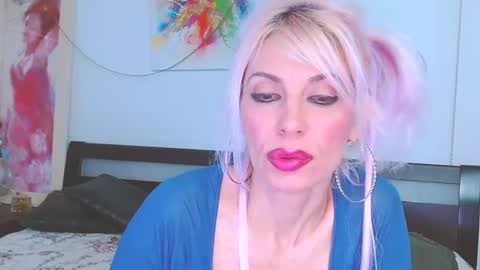 Snapshot of lillianasara chatting on 7, 3, 2025 Lara online show from 7, 3, 2025