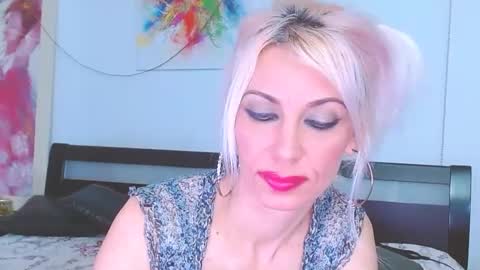 Snapshot of lillianasara chatting on 11, 3, 2025 Lara online show from 11, 3, 2025