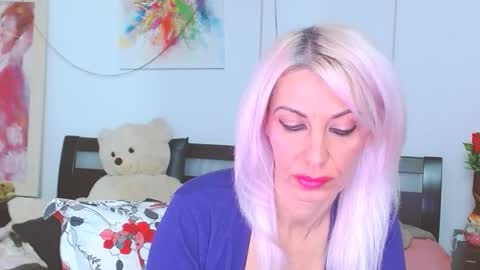 Snapshot of lillianasara chatting on 3, 11, 2025 Lara online show from 3, 11, 2025