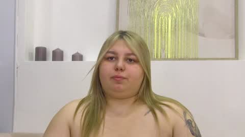 Snapshot of lillianhaig chatting on 23, 12, 2024 LillianHaig online show from 23, 12, 2024