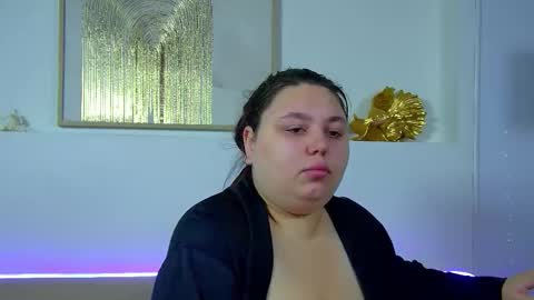 LillianHaig online show from 13, 10, 2025