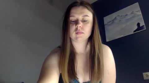 Snapshot of lillianx9zbld chatting on 8, 10, 2025 Lily online show from 8, 10, 2025