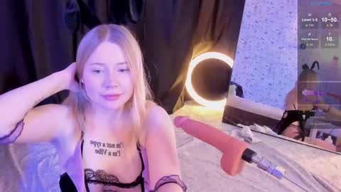 lillie_berry online show from 22, 11, 2025
