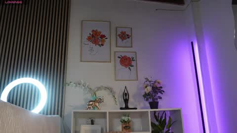 Snapshot of lilly_dollss chatting on 23, 5, 2026 Sofia online show from 23, 5, 2026