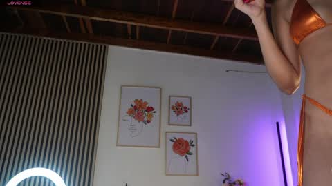 Snapshot of lilly_dollss chatting on 31, 5, 2026 Sofia online show from 31, 5, 2026