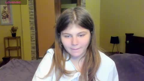 Snapshot of lilly_jess chatting on 20, 10, 2025 Lilly online show from 20, 10, 2025