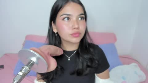 Snapshot of lilly_kinky chatting on 20, 2, 2025 Lilly  online show from 20, 2, 2025