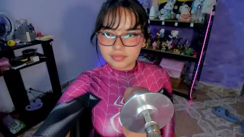 Snapshot of lilly_kinky chatting on 12, 9, 2025 Lilly  online show from 12, 9, 2025