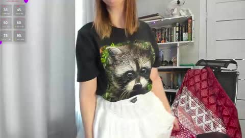 Snapshot of lillyfan_x chatting on 24, 2, 2025 LillyFan X online show from 24, 2, 2025