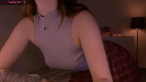 LillyFarey online show from 21, 9, 2025