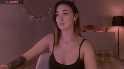 LillyFarey online show from 6, 10, 2025