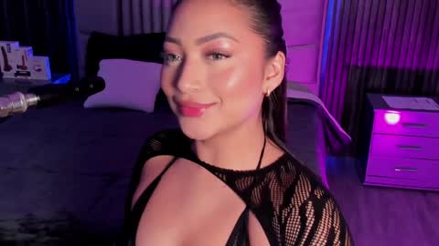 Lilly Ortiz online show from 29, 12, 2024