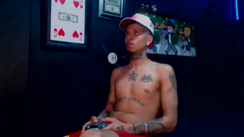 Snapshot of lilray99 chatting on 5, 12, 2024 ONLYFANS online show from 5, 12, 2024