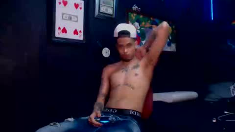 Snapshot of lilray99 chatting on 19, 12, 2024 ONLYFANS online show from 19, 12, 2024