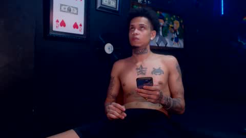 Snapshot of lilray99 chatting on 15, 1, 2025 ONLYFANS online show from 15, 1, 2025
