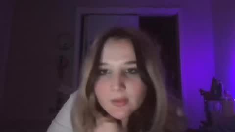 lilred0503 online show from 23, 7, 2026