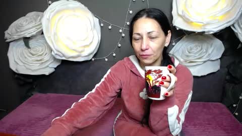 lilugrants online show from 8, 11, 2025