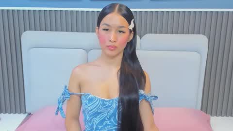  lily  online show from 14, 3, 2026