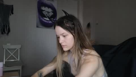 lily_and_jake online show from 2, 11, 2025