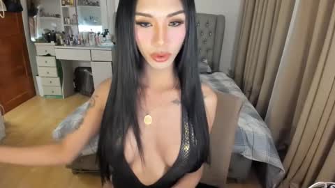 Snapshot of lily_cums01 chatting on 19, 4, 2026 lily_cums01 online show from 19, 4, 2026
