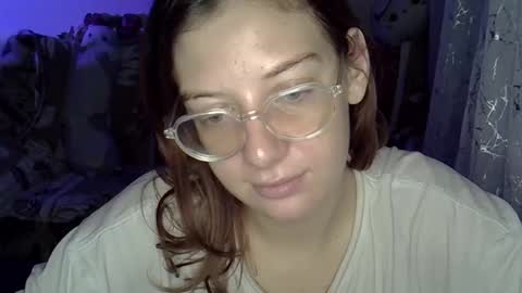 lily_ember online show from 27, 11, 2025