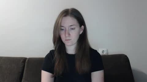 Snapshot of lily_love_x chatting on 28, 1, 2025 lily_love_x online show from 28, 1, 2025