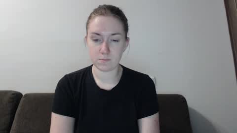 Snapshot of lily_love_x chatting on 3, 2, 2025 lily_love_x online show from 3, 2, 2025
