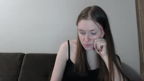 lily_love_x online show from 20, 4, 2026