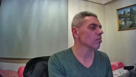 Snapshot of lily_lovelyman_ chatting on 4, 12, 2025 lily lovelyman online show from 4, 12, 2025