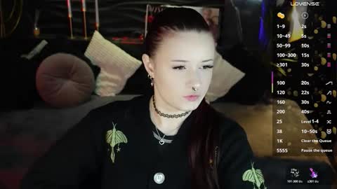 Lily online show from 27, 3, 2026