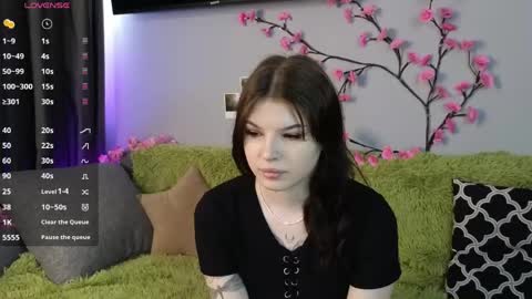 Snapshot of lily_qute chatting on 14, 5, 2026 Lily online show from 14, 5, 2026