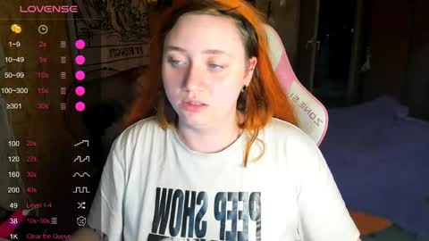 Snapshot of lily_shamy chatting on 13, 5, 2026 Alice online show from 13, 5, 2026