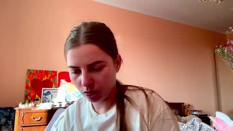 Lily online show from 26, 2, 2025