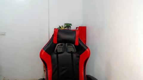 Snapshot of lily_summer23 chatting on 4, 11, 2025 Youre pleasure Lily online show from 4, 11, 2025