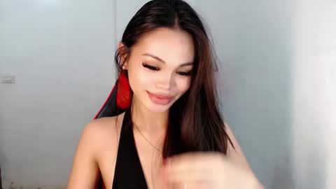 Snapshot of lily_summer23 chatting on 11, 11, 2025 Youre pleasure Lily online show from 11, 11, 2025