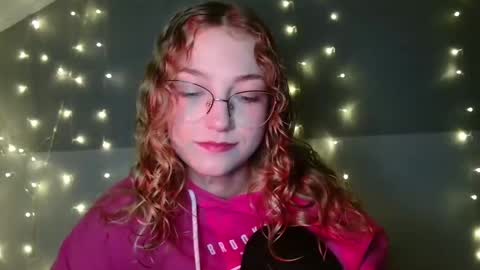 small lily online show from 4, 11, 2025