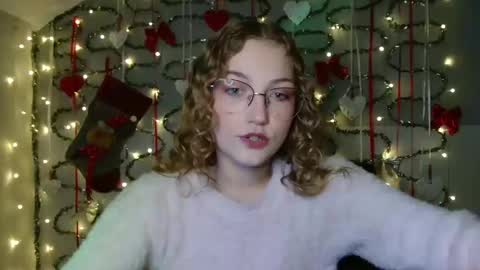 small lily online show from 18, 12, 2025