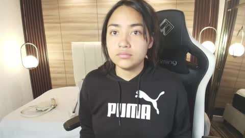 Snapshot of lily_waist chatting on 2, 2, 2026 lily_waist online show from 2, 2, 2026