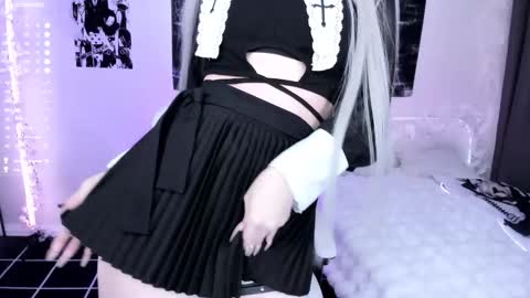 Snapshot of lily_weep chatting on 29, 3, 2026 Lily online show from 29, 3, 2026