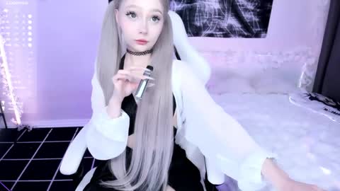 Snapshot of lily_weep chatting on 23, 5, 2026 Lily online show from 23, 5, 2026